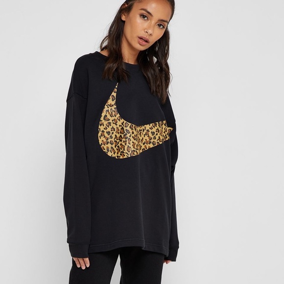 NWT Nike animal print sportswear Crew - Picture 6 of 6